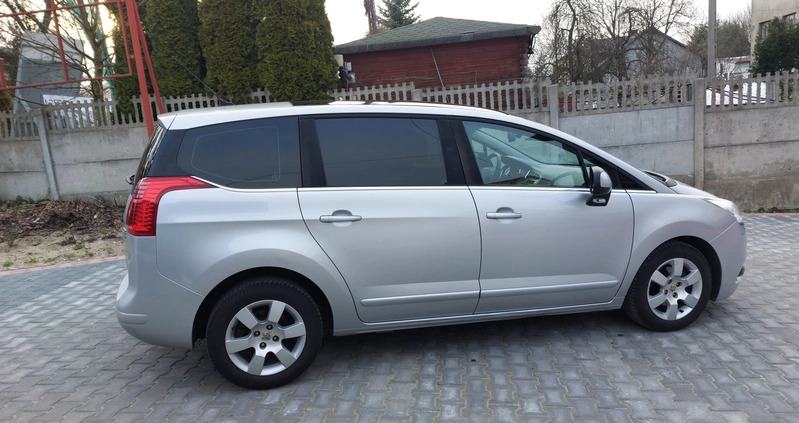 Peugeot 5008 cena 27900 przebieg: 182000, rok produkcji 2013 z Jędrzejów małe 254